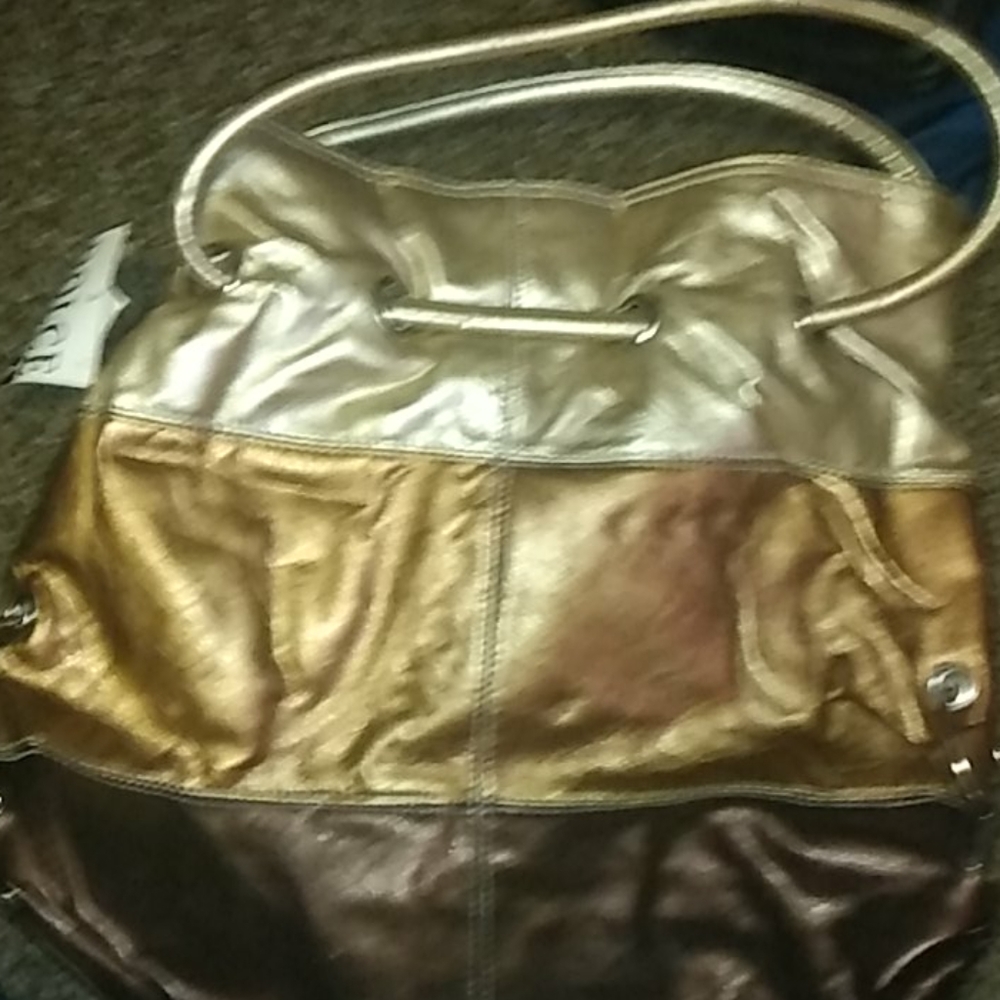Purse - Picture 2 of 3